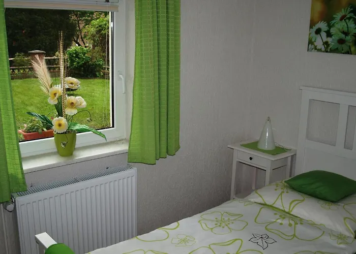 2 Bedroom Awesome In Ferienhaus *